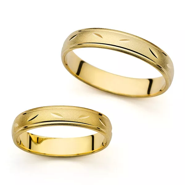snubní prsteny ze žlutého zlata se vzory